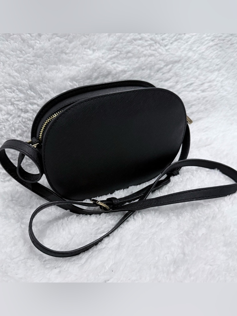 Michael Kors Black Oval Saffiano Crossbody with Gold Logo - Picture 3 of 5